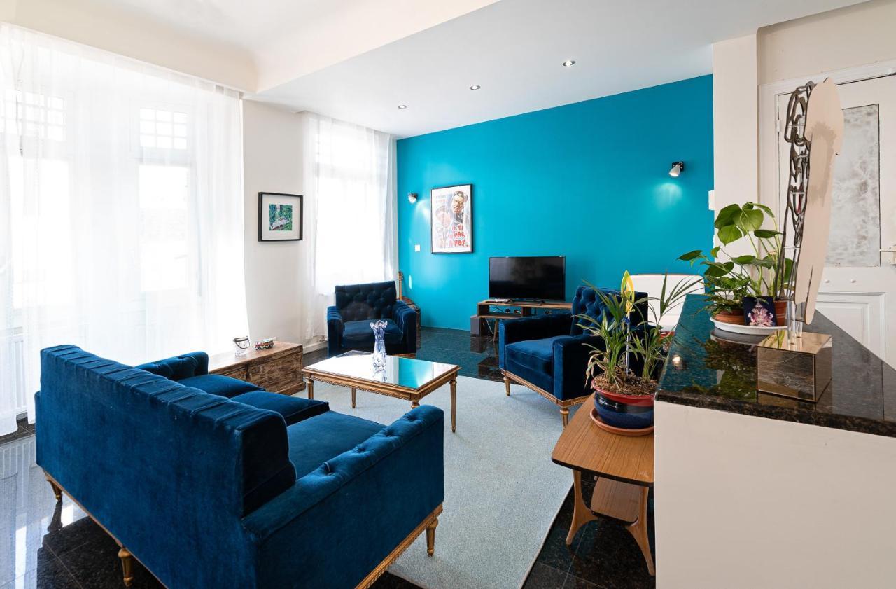 Spacious & Artistic Retro 2Bd Apt With Sauna Ateny Zewnętrze zdjęcie